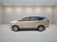 TOYOTA INNOVA CRYSTA 2.8 G AT 2017