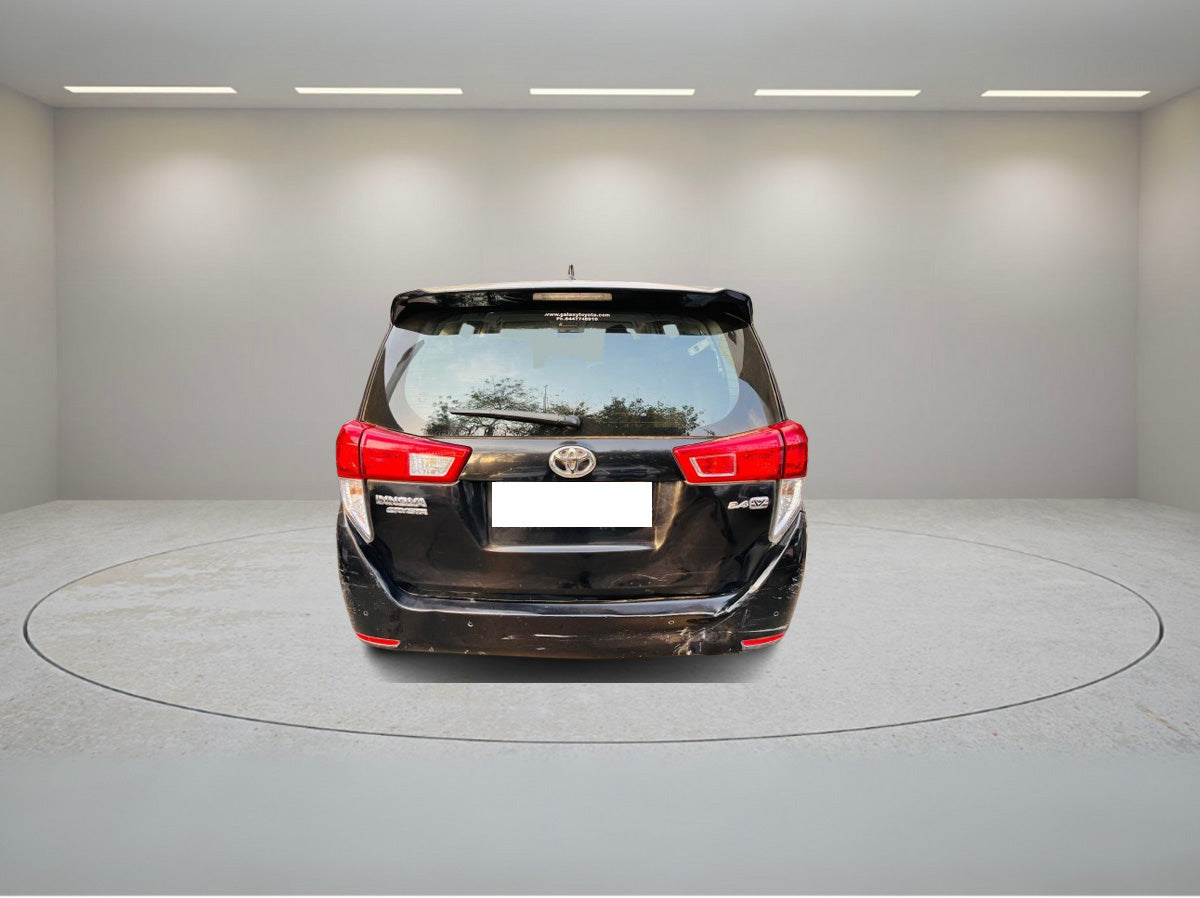 Used Toyota Innova Crysta 2.4V MT 2022 — used car at Galaxy Toyota U-Trust, Delhi