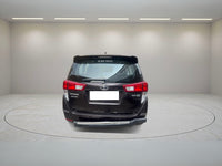 TOYOTA INNOVA CRYSTA V MT 2016