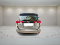 TOYOTA INNOVA CRYSTA GX MT 2023