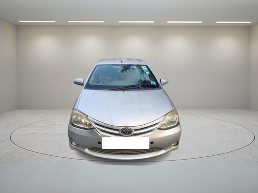 TOYOTA ETIOS 1.5 G 2013