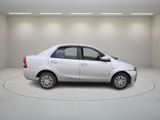 TOYOTA ETIOS G 2018