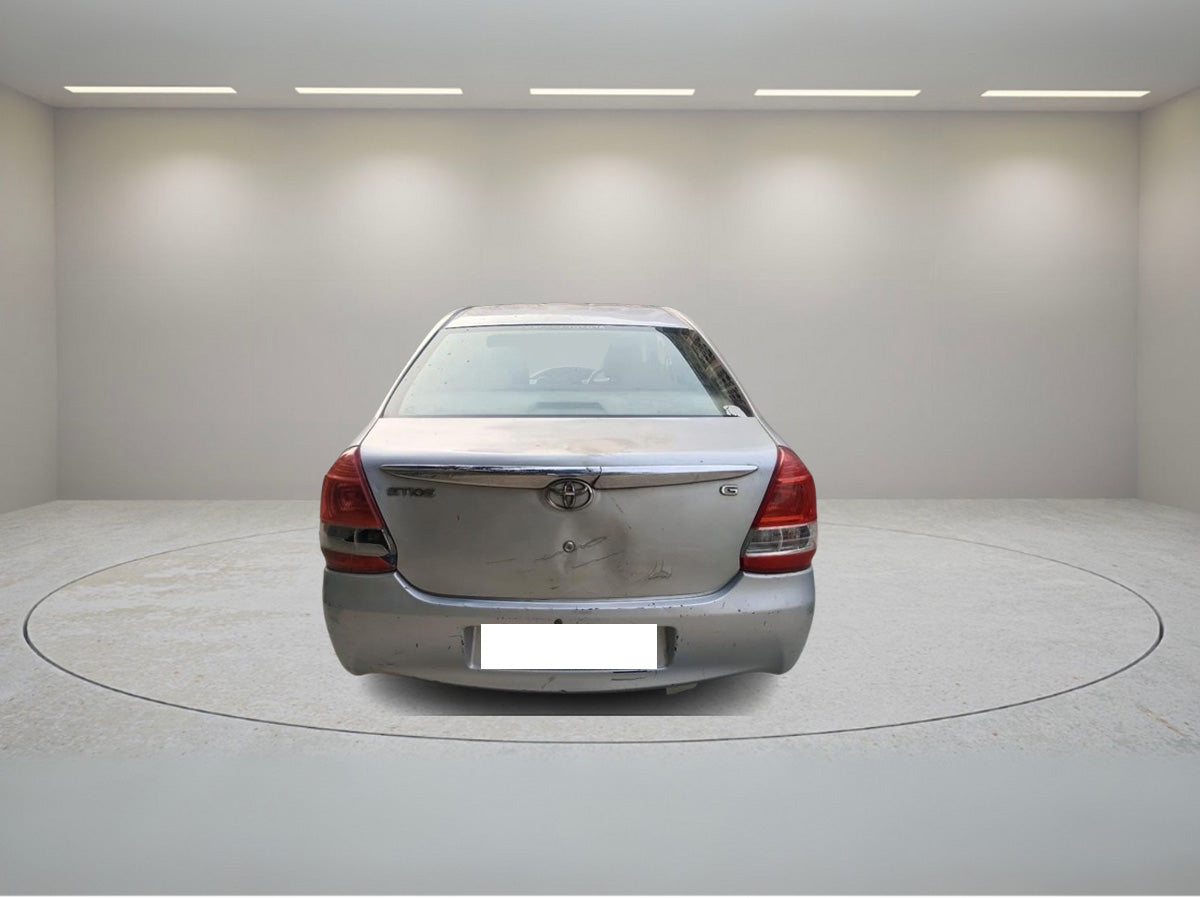 TOYOTA ETIOS 1.5 G 2013