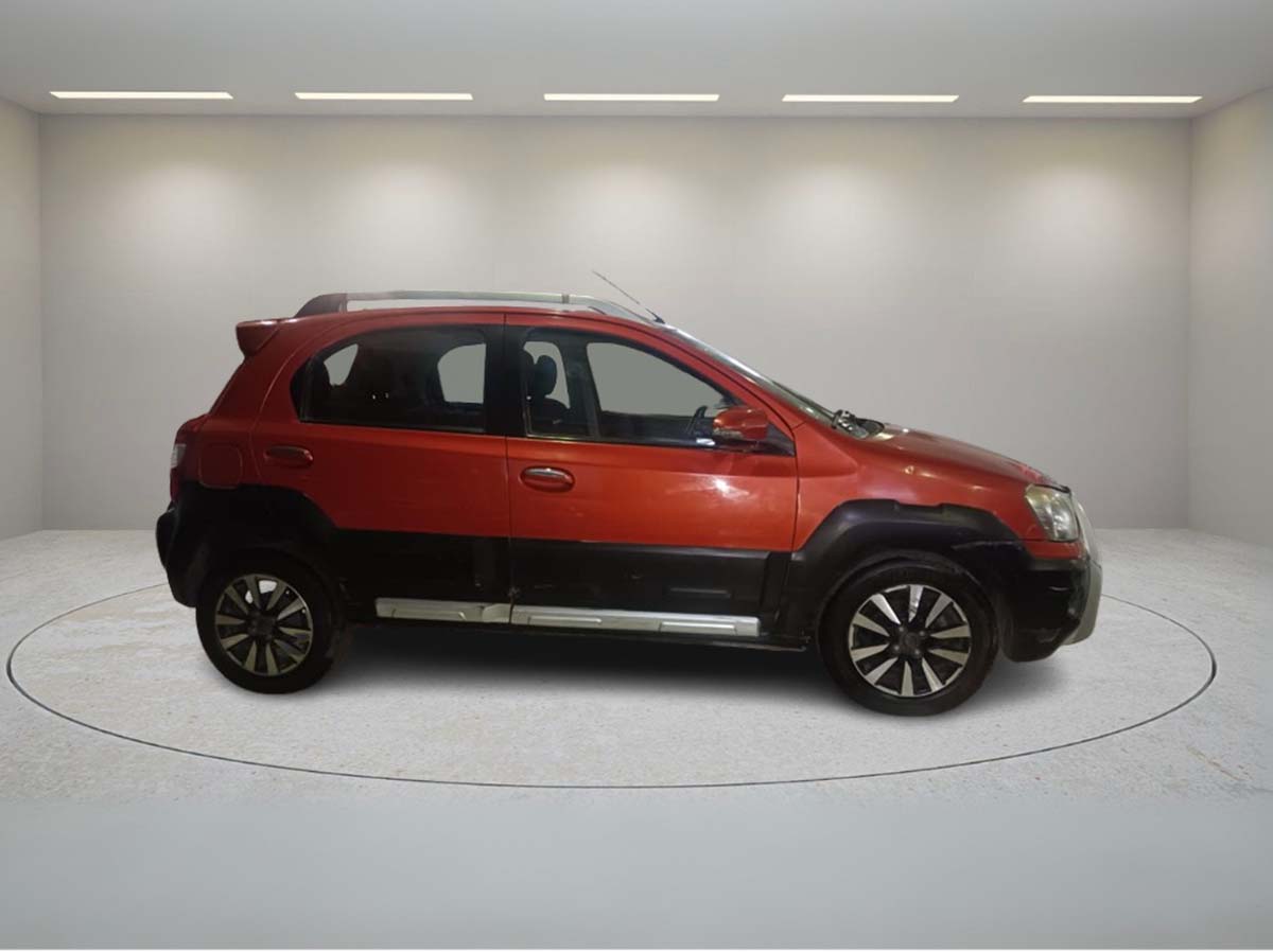 TOYOTA  ETIOS CROSS VD 2014