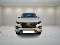 TOYOTA FORTUNER 4X2 AT 2024