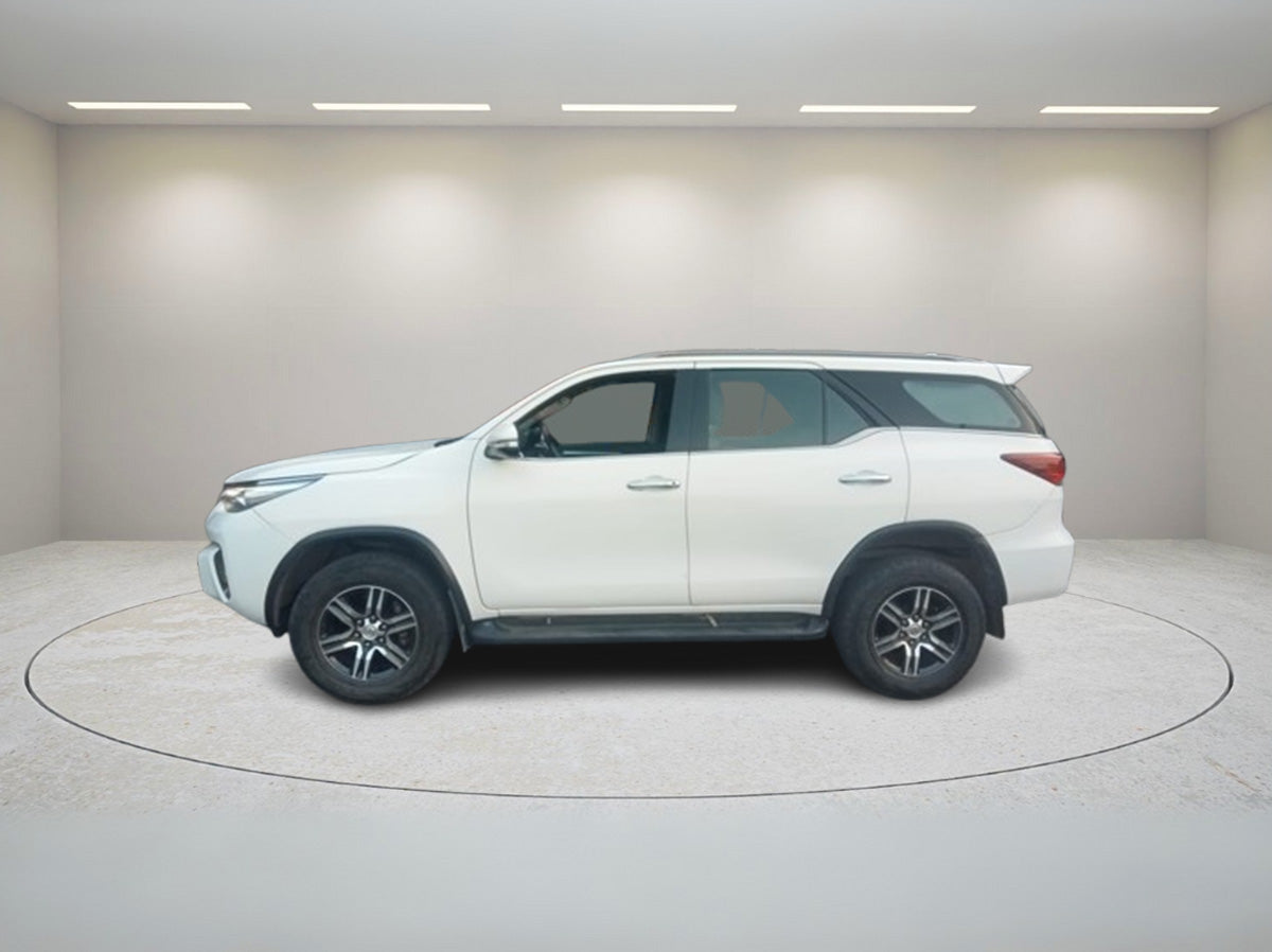 TOYOTA FORTUNER 4*2 AT 2017