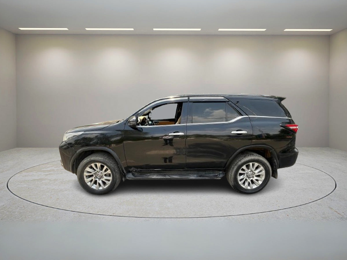 TOYOTA FORTUNER SIGMA 4 AT 2023