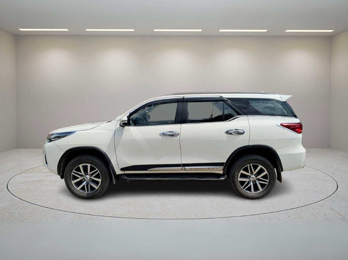 TOYOTA FORTUNER 4*4 AT 2017