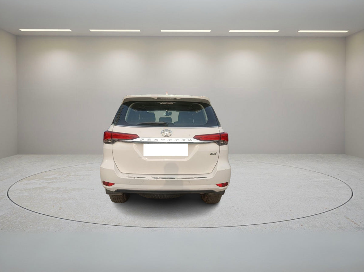 TOYOTA FORTUNER SIGMA 4 (AT) 2018