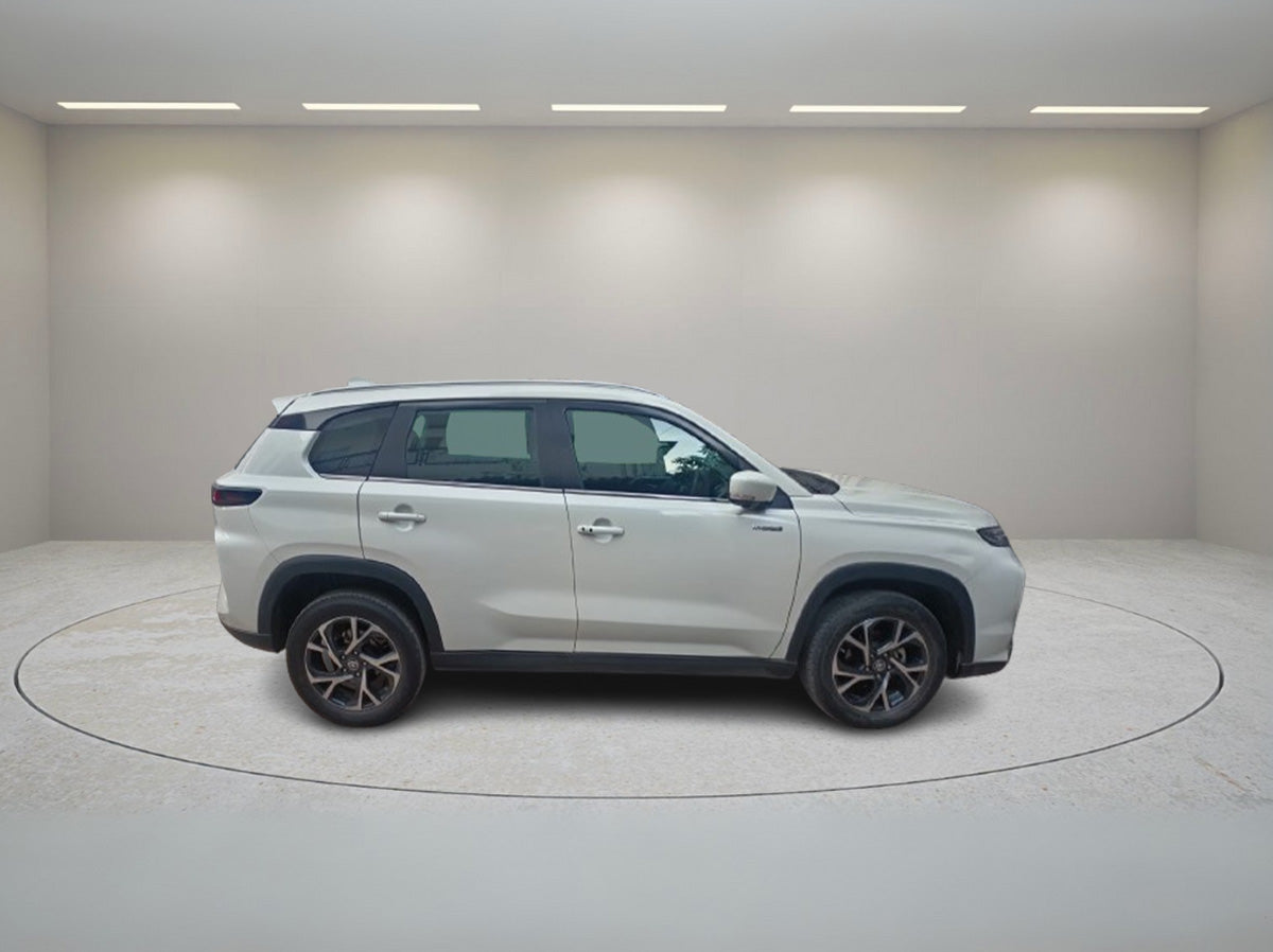 TOYOTA URBAN CRUISER HYRYDER V HYBRID 2024