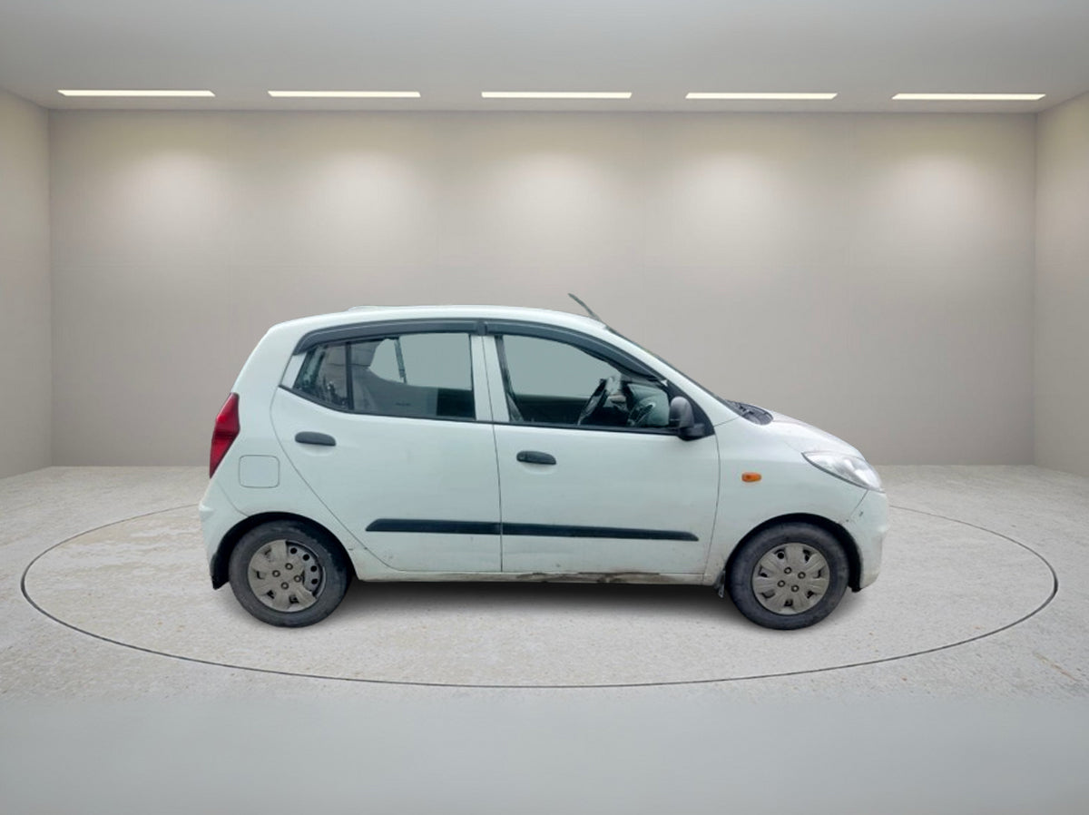 HYUNDAI I10 ERA 2013