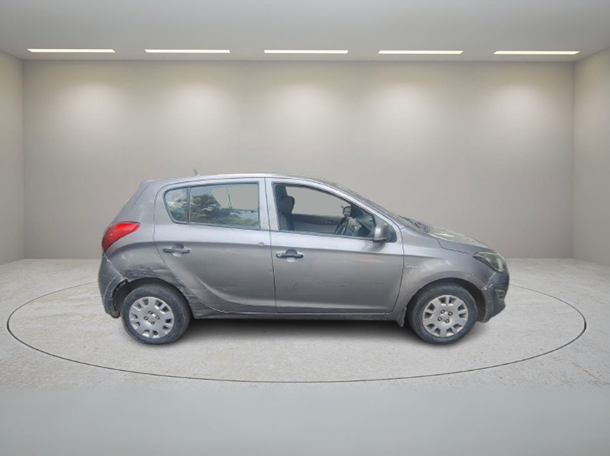 HYUNDAI I20 MAGNA (O) 2013