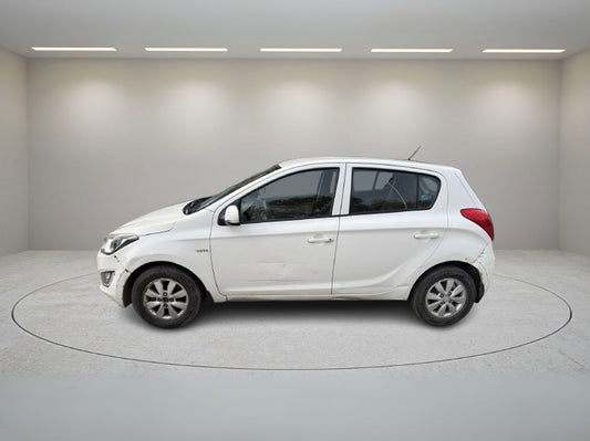 HYUNDAI I20 SPORTZ 2013