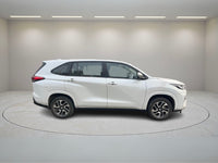 MARUTI INVICTO STRONG HYBRID ZETA+ 7S 2023