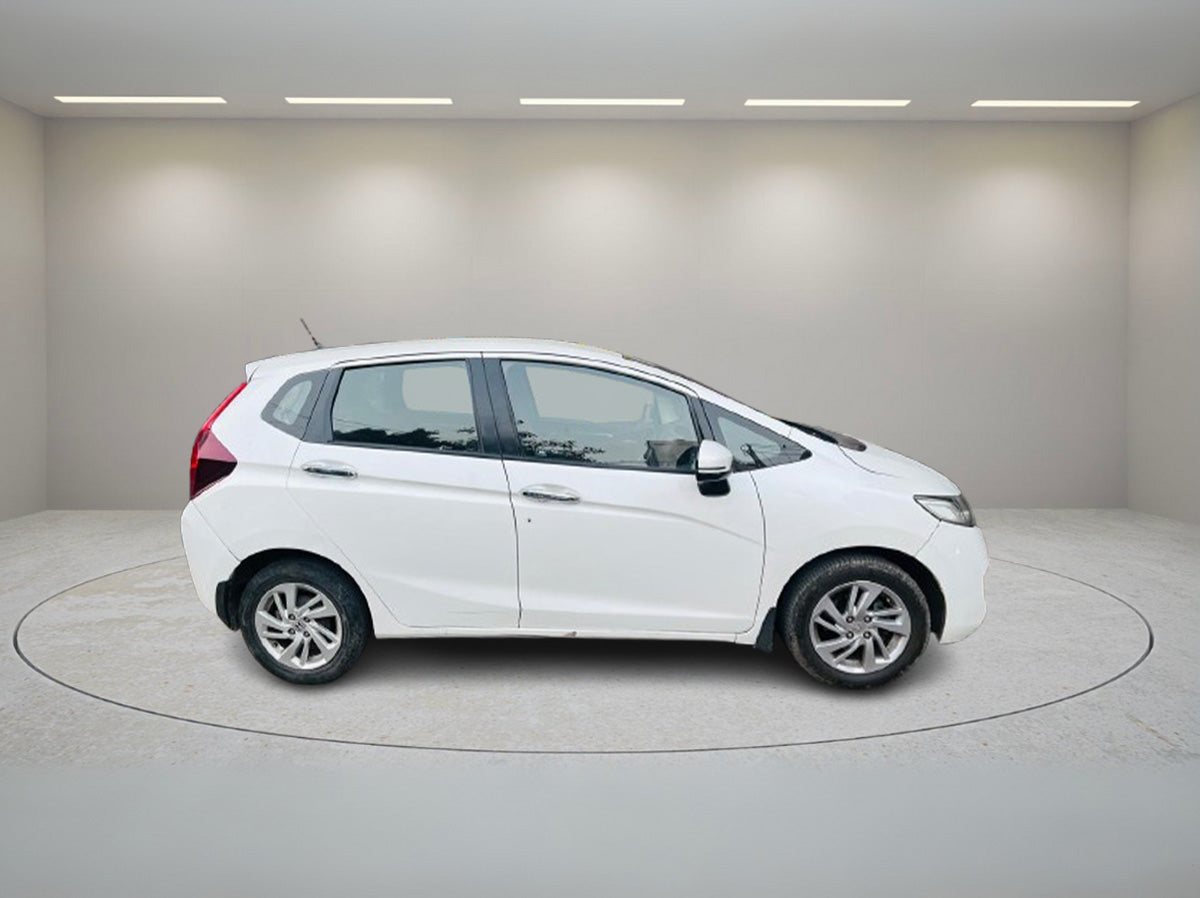 HONDA JAZZ VX CVT 2019