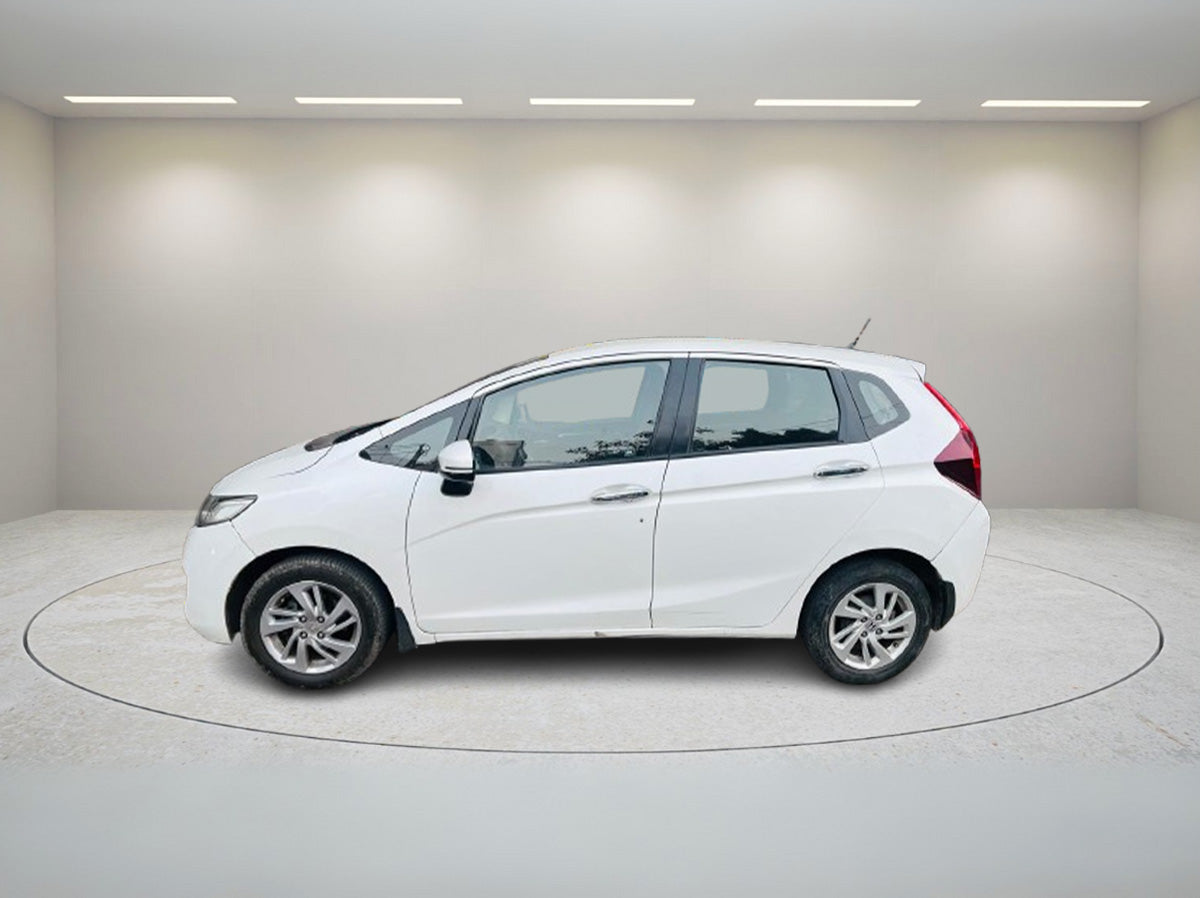 HONDA JAZZ VX CVT 2019