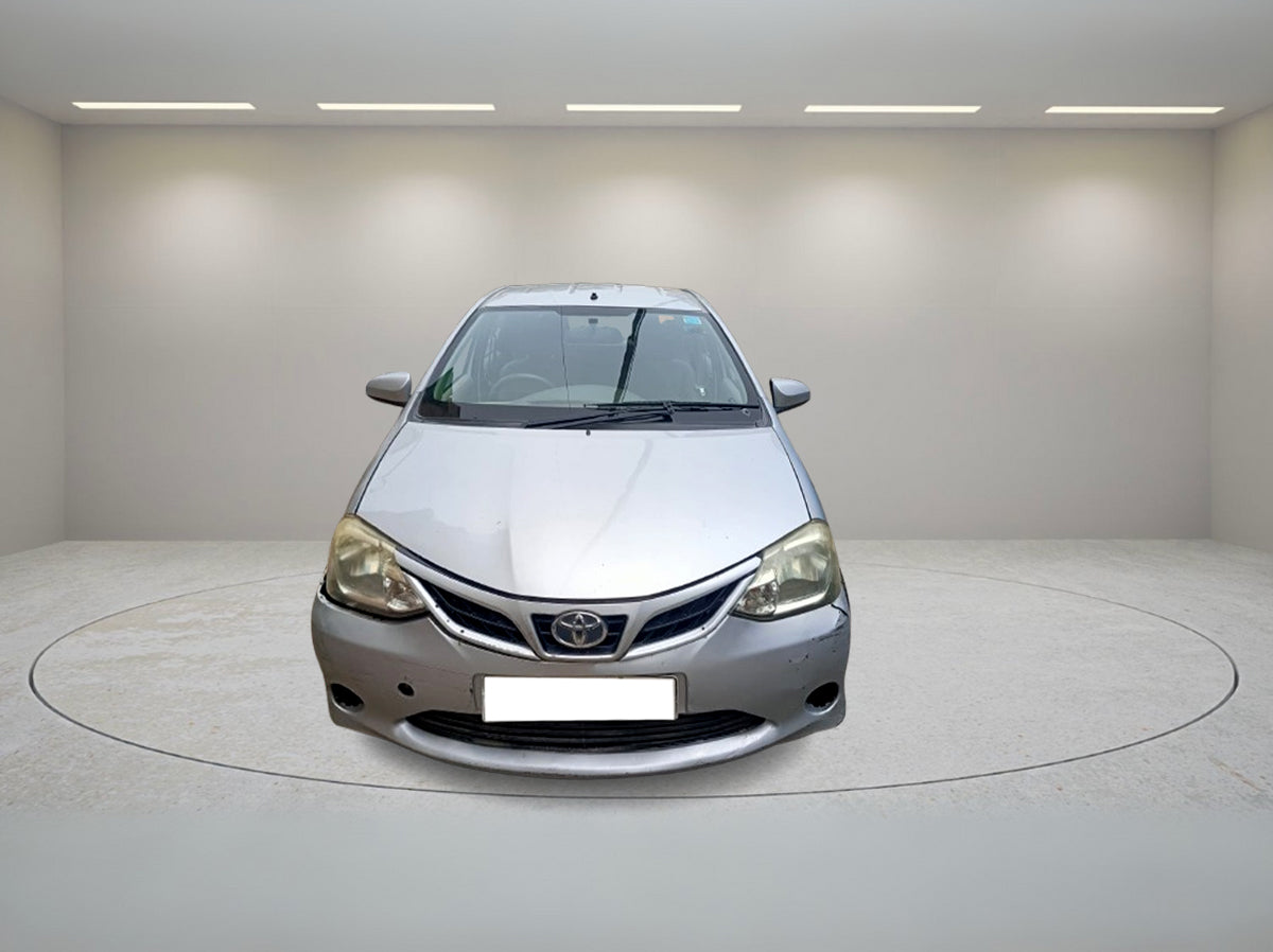 TOYOTA ETIOS LIVA 2015