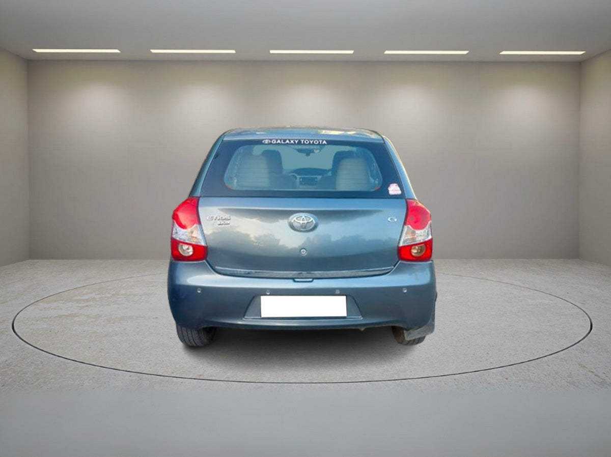 TOYOTA ETIOS LIVA G (M) 2015