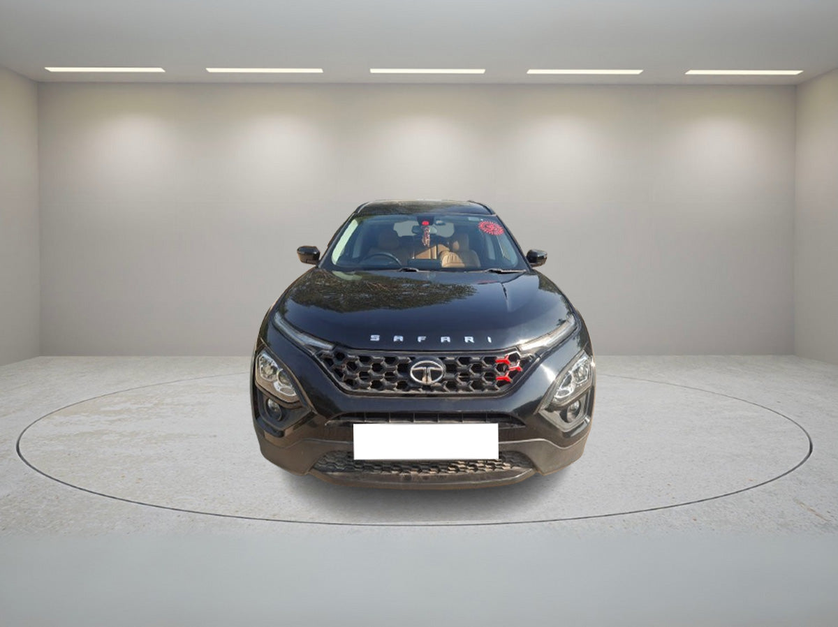 TATA SAFARI SXT+ 2023