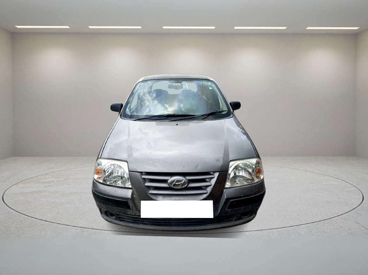 HYUNDAI SANTRO GLS MET BS IV 2013