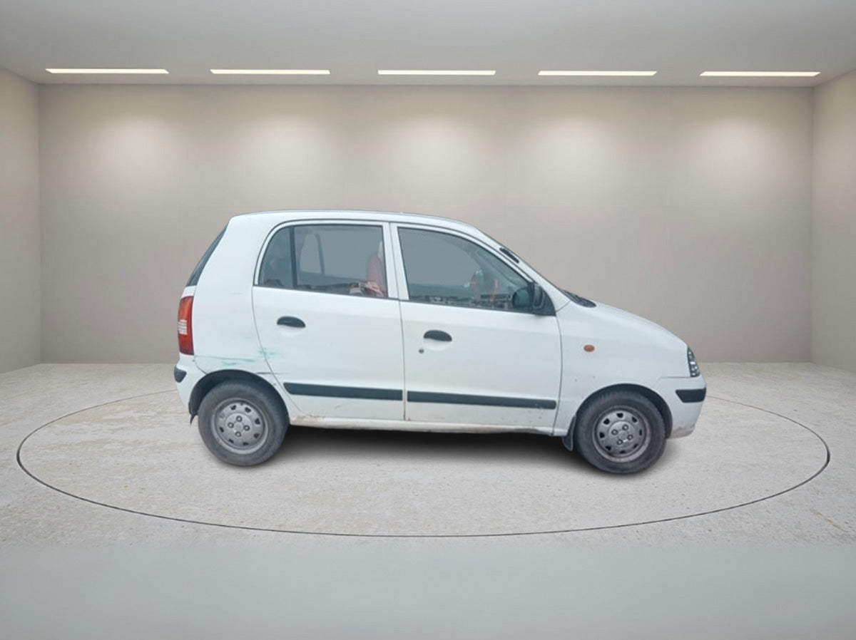 HYUNDAI SANTRO GL 2012