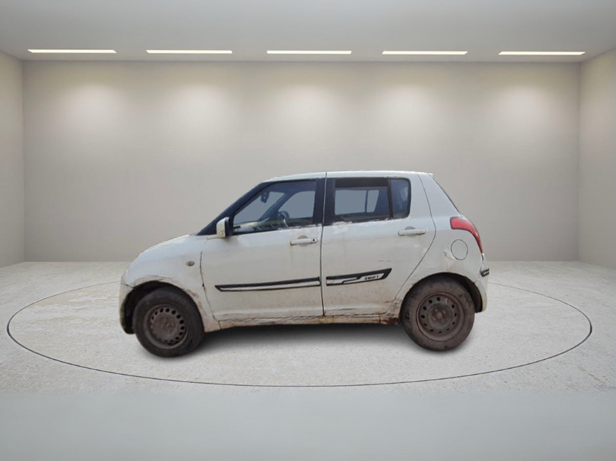 MARUTI SWIFT VXI 2011