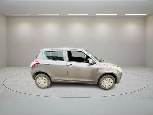 MARUTI SWIFT LXI (M) 2015