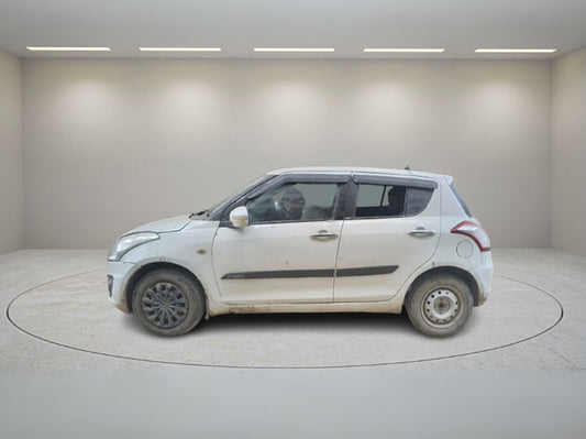 MARUTI SWIFT LXI 2015