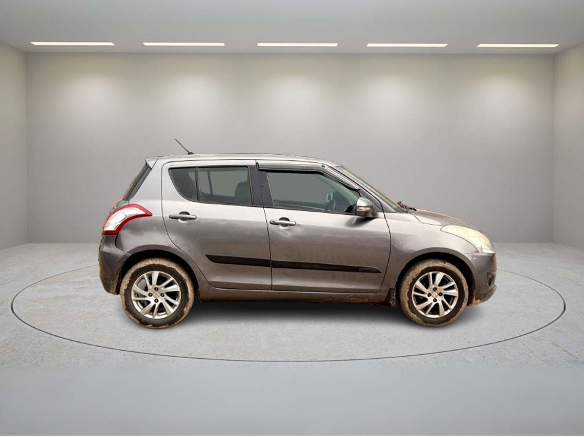 MARUTI SWIFT ZXI BS4 M 2013