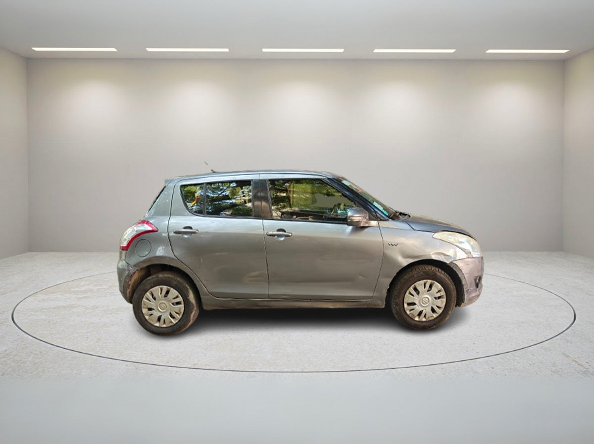 MARUTI SWIFT VXI 2013