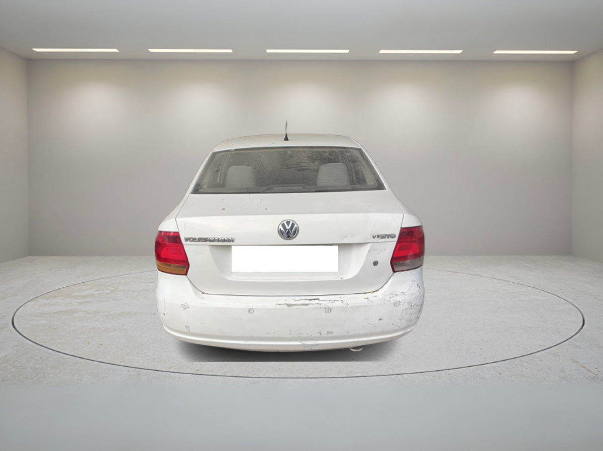 VOLKSWAGEN VENTO TRENDLINE 2011