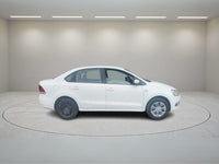 VOLKSWAGEN VENTO 1.6 2013