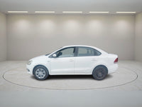 VOLKSWAGEN VENTO 1.6 2013