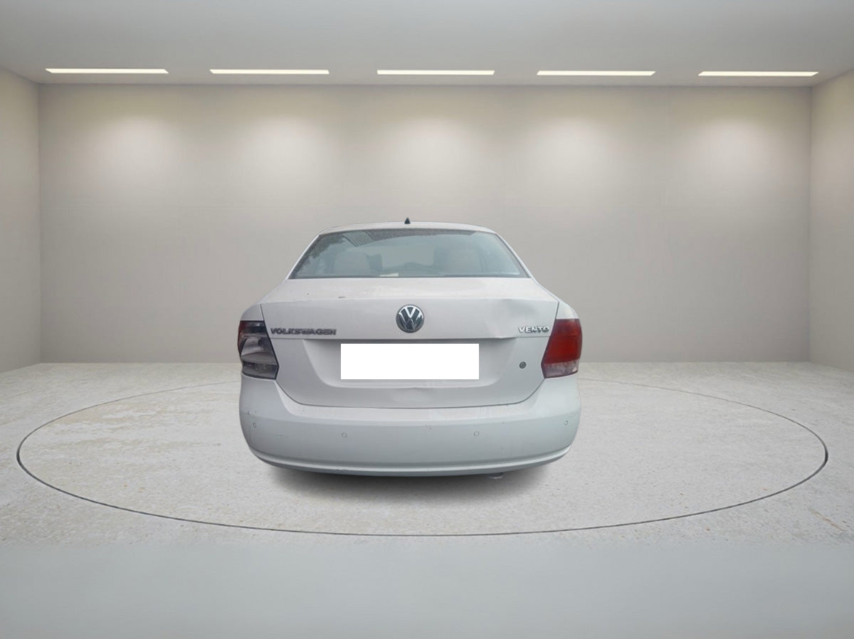 VOLKSWAGEN VENTO 1.6 2013