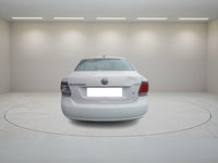 VOLKSWAGEN VENTO 1.6 2013