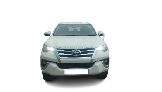 TOYOTA FORTUNER 4X2 AT 2018