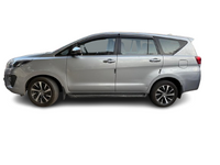 TOYOTA INNOVA CRYSTA Z AT 2022