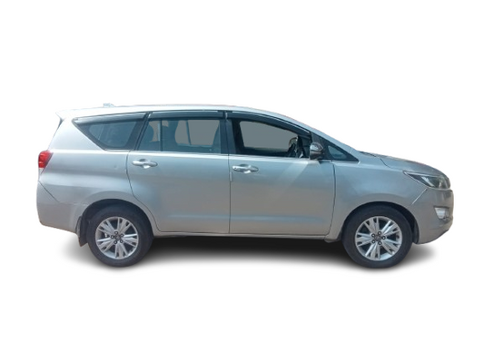 TOYOTA INNOVA CRYSTA 2.8 Z 2018