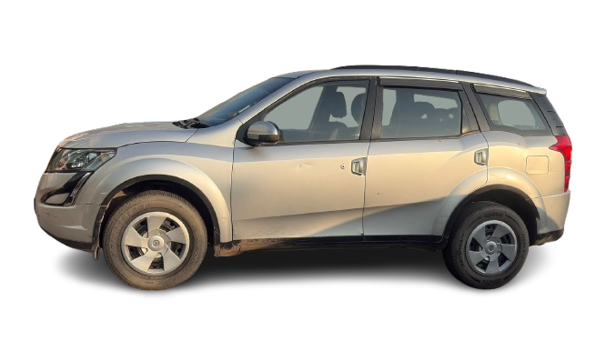 MAHINDRA XUV500 FWD W6 2017