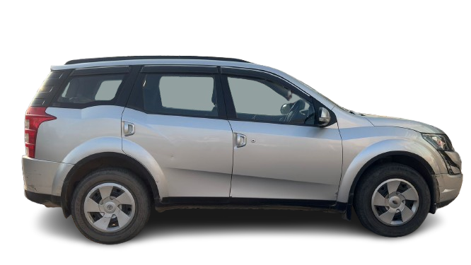 MAHINDRA XUV500 FWD W6 2017