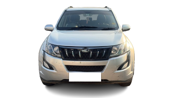 MAHINDRA XUV500 FWD W6 2017