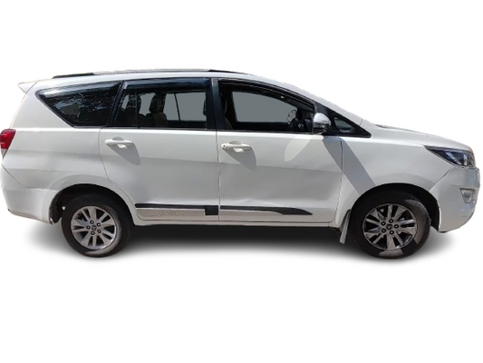 TOYOTA INNOVA CRYSTA 2.8 G 2018