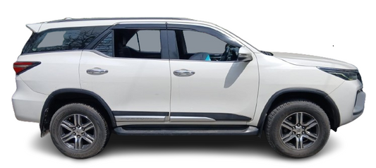 TOYOTA FORTUNER 4*2 AT 2021