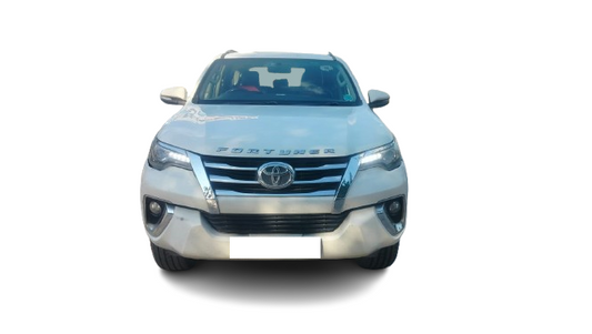 TOYOTA FORTUNER 4X2 AT 2016