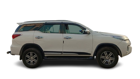 TOYOTA FORTUNER 4X2 AT 2017