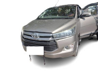 TOYOTA INNOVA CRYSTA 2.4 V 2017