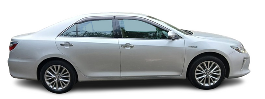 Used Toyota Camry Hybrid 2018 — Delhi