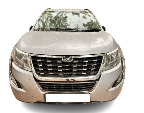Used Mahindra XUV500 FWD W7 2019 — Delhi