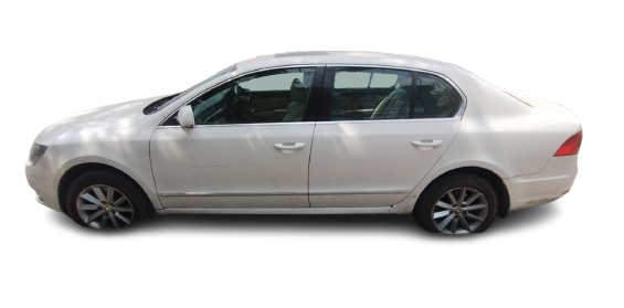 Used Skoda Superb Elegance MT 118 kW 2015 — Delhi