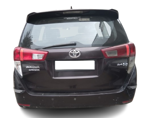 Used Toyota Innova Crysta 2.4 G MT 2018 — Delhi (…2177)